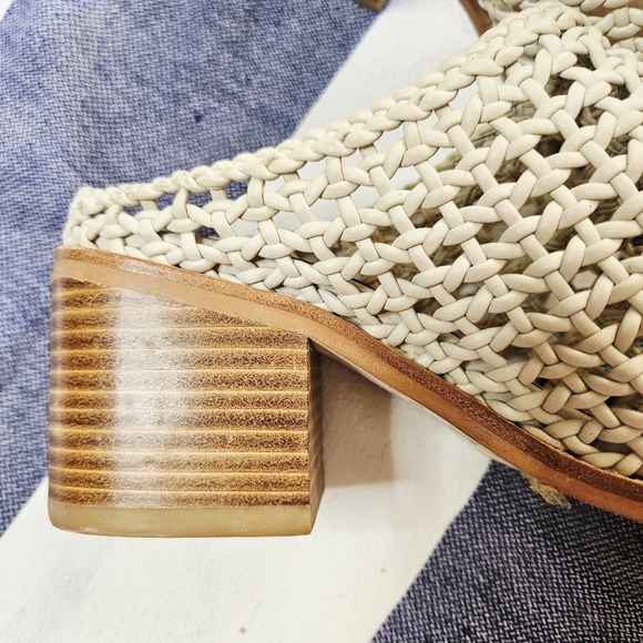 INTENTIONALLY BLANK Taupe Woven Mules With Stacked Heels Size 7 - Picture 3 of 15